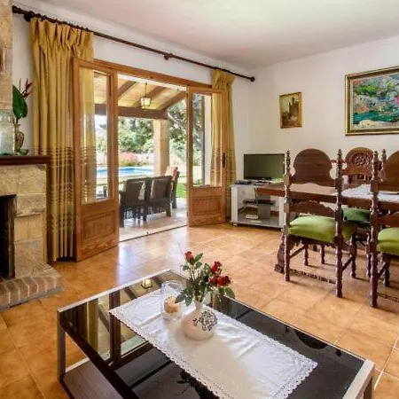 Sleeps 6 With Pool Air Con And Wifi * Pollenca