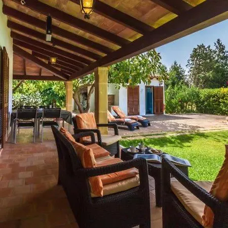 Sleeps 6 With Pool Air Con And Wifi Villa Pollenca
